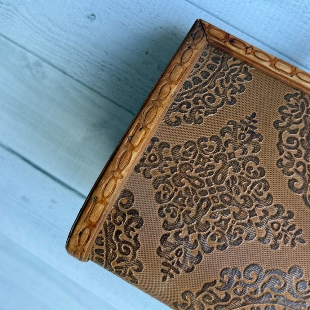Vintage Wood & Leather Embossed Handbag - Picture 3 of 7